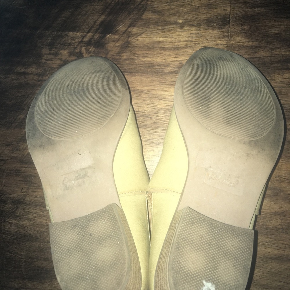 Shoes - Picture 3 of 3